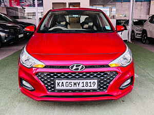 Second Hand हुंडई एलीट i20 एस्टा 1.4 (o) crdi in बैंगलोर