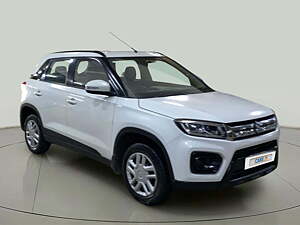 Second Hand Maruti Suzuki Vitara Brezza VXi AT SHVS in Vadodara