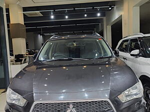 Second Hand Mitsubishi Outlander 2.4 MIVEC 7 STR in Mohali