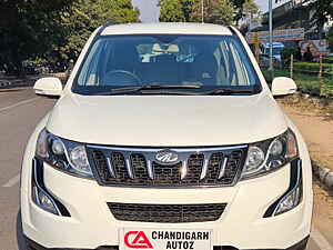 Second Hand महिंद्रा XUV500 w6 in चंडीगढ़