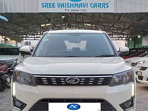 Second Hand महिंद्रा xuv300 w6 1.5 डीज़ल एएमटी [2020] in कोयम्बटूर