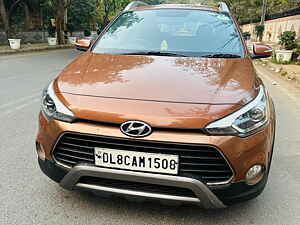 Second Hand हुंडई i20 एक्टिव 1.2 sx in दिल्ली