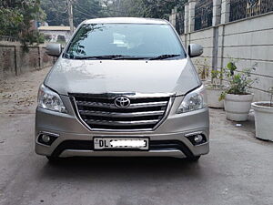 Second Hand Toyota Innova 2.5 ZX BS IV 7 STR in Delhi