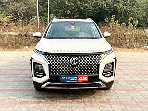 Second Hand MG Hector Sharp Pro 1.5 Turbo Petrol MT [2023] in Delhi