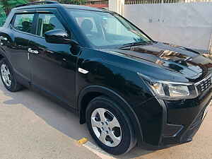 Second Hand महिंद्रा xuv300 1.5 w6 [2019-2020] in इलाहाबाद