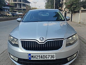 Second Hand Skoda Octavia Ambition 2.0 TDI AT in Nagpur