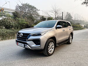 Second Hand Toyota Fortuner 4X4 AT 2.8 Diesel in Mumbai