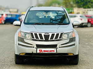 Second Hand महिंद्रा XUV500 w8 एडब्ल्यूडी in अहमदाबाद