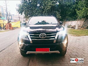 Second Hand Toyota Fortuner 2.8 4x4 MT [2016-2020] in Kanpur