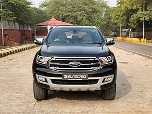 Second Hand Ford Endeavour Titanium Plus 3.2 4x4 AT in Delhi