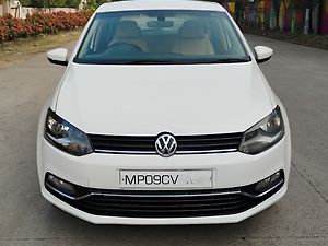 Second Hand Volkswagen Polo Highline1.0L (P) in Indore