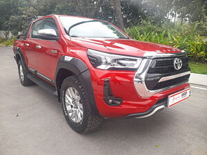 Second Hand Toyota Hilux High 4X4 AT in Bangalore