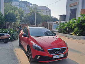 Second Hand वोल्वो v40 d3 काइनेटिक in हैदराबाद