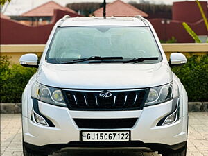 Second Hand Mahindra XUV500 W10 1.99 in Surat