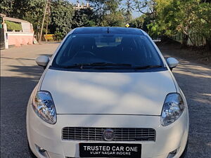 Second Hand Fiat Punto Emotion Pack 1.3 in Indore