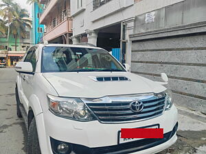 Second Hand Toyota Fortuner 3.0 4x2 MT in Bangalore