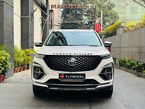 Second Hand MG Hector Plus Sharp 1.5 Petrol Turbo DCT 6-STR in Kolkata