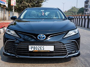 Second Hand Toyota Camry Hybrid in Delhi