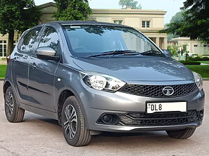 Second Hand Tata Tiago Revotron XZA in Delhi