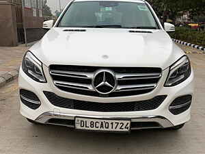 Second Hand मर्सिडीज़ बेंज़ GLE 250  डी in दिल्ली