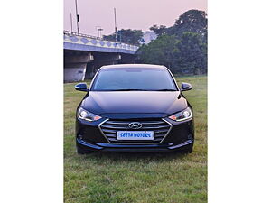 Second Hand Hyundai Elantra 1.6 SX (O) in Kolkata