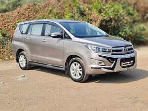 Second Hand Toyota Innova Crysta 2.4 V Diesel in Mumbai