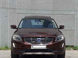 Second Hand वोल्वो xc60 सूमुम डी4 in हैदराबाद