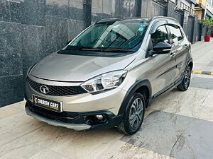 Second Hand Tata Tiago NRG Petrol in Delhi