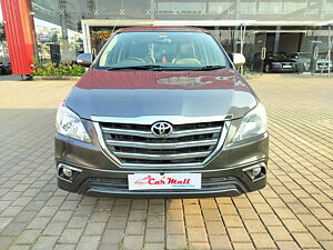 Second Hand Toyota Innova 2.5 GX 7 STR BS-III in Nashik