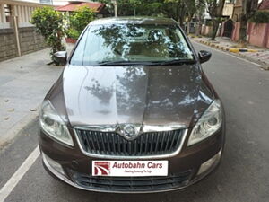 Second Hand Skoda Rapid Style 1.5 TDI AT in Bangalore