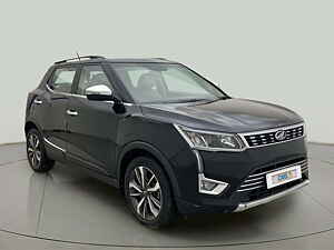 Second Hand महिंद्रा xuv300 w8 (o) 1.2 पेट्रोल in हैदराबाद