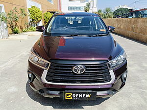 Second Hand Toyota Innova Crysta GX 2.4 8 STR in Bangalore