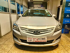 Second Hand Hyundai Verna 1.4 VTVT in Kolkata