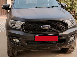 Second Hand Ford Endeavour Titanium 3.2 4x4 AT in Lucknow