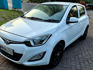 Second Hand हुंडई i20 एस्टा 1.4 crdi in मुंबई