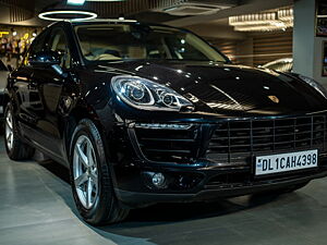 Second Hand Porsche Macan Turbo in Delhi