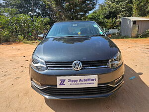 Second Hand Volkswagen Polo Highline Plus 1.0 (P) 16 Alloy in Bangalore