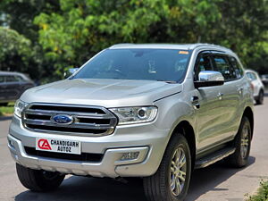 Second Hand Ford Endeavour Titanium 3.2 4x4 AT in Chandigarh