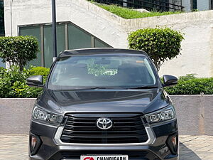 Second Hand Toyota Innova Crysta GX 2.4 AT 7 STR in Chandigarh