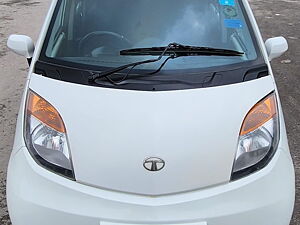 Second Hand Tata Nano CNG emax LX in Delhi