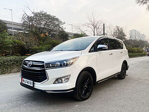 Second Hand Toyota Innova Crysta Touring Sport Diesel AT [2017-2020] in Mumbai