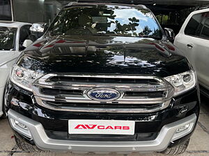 Second Hand Ford Endeavour Titanium 2.2 4x2 AT in Pune