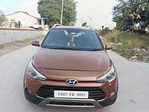 Second Hand हुंडई i20 एक्टिव 1.4 sx in हैदराबाद