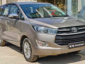 Second Hand Toyota Innova Crysta 2.8 GX AT 8 STR [2016-2020] in Bangalore