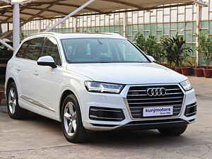 Second Hand ऑडी q7 45 tdi प्रीमियम प्लस in दिल्ली