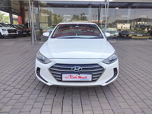 Second Hand Hyundai Elantra 1.6 SX (O) AT in Nashik