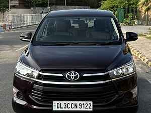 Second Hand Toyota Innova Crysta 2.8 GX AT 8 STR [2016-2020] in Delhi