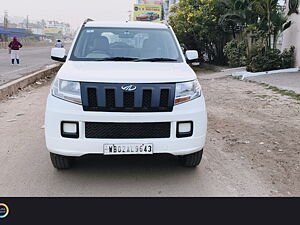 Second Hand Mahindra TUV300 T4 in North 24 Parganas