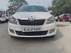 Second Hand Skoda Rapid Ambition 1.6 TDI CR MT in Delhi