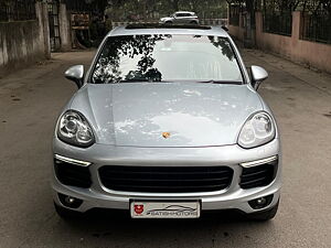 Second Hand Porsche Cayenne Platinum Edition in Delhi